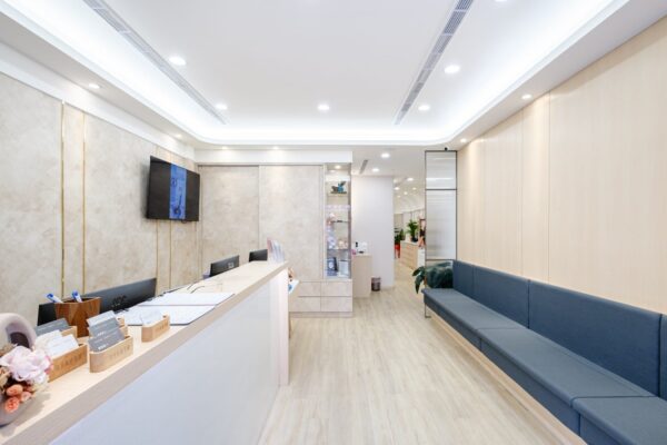 reception-desk-overview